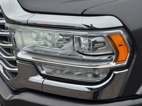 Used 2022 RAM 2500 Limited image 9