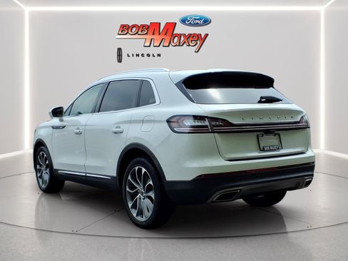 Used 2022 Lincoln Nautilus Reserve AWD/4WD image 6
