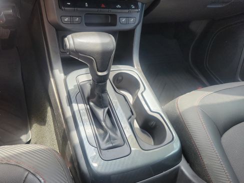 Used 2016 GMC Canyon SLE w/ All Terrain Package RWD image 30