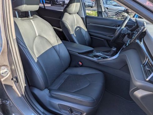 Used 2021 Toyota Camry XSE image 14