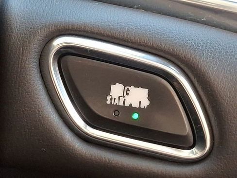 Used 2019 Buick LaCrosse Avenir w/ Driver Confidence Package II image 25