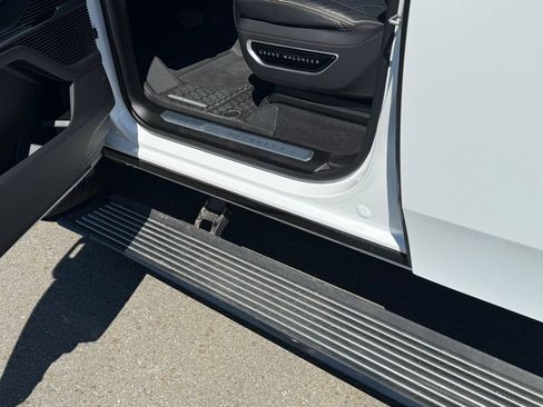 New 2024 Jeep Grand Wagoneer L Series III w/ Rear Seat Video Group 1 image 13