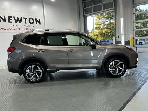 Used 2022 Subaru Forester Touring image 45