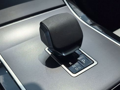 Certified 2026 Land Rover Range Rover Evoque S AWD/4WD image 33