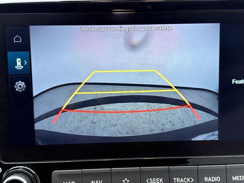 Used 2023 Hyundai Kona SEL w/ Convenience Package image 16