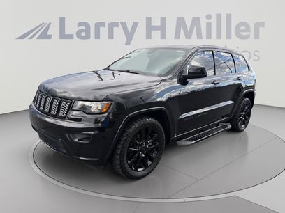 Used 2018 Jeep Grand Cherokee Altitude