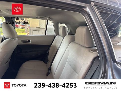 Used 2025 Toyota Corolla Cross LE w/ Moonroof Package image 17