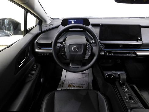 Used 2024 Toyota Prius XLE image 41