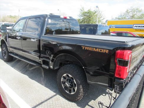 Used 2024 Ford F350 Platinum w/ Tremor Off-Road Package image 3