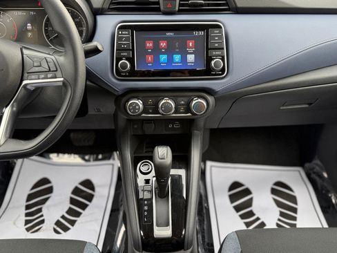 Used 2024 Nissan Versa SV image 16