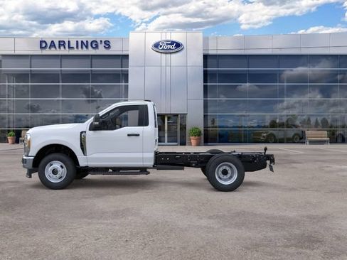 New 2026 Ford F350 XL w/ XL Chrome Package AWD/4WD image 3