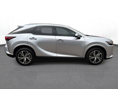 Used 2023 Lexus RX 350 Premium w/ Accessory Package (Z1) FWD image 2