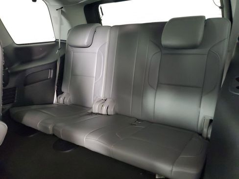 Used 2016 Chevrolet Tahoe LT w/ LT Signature Package image 14