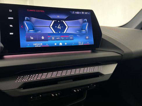 New 2026 BMW M235i xDrive w/ Technology Package image 29