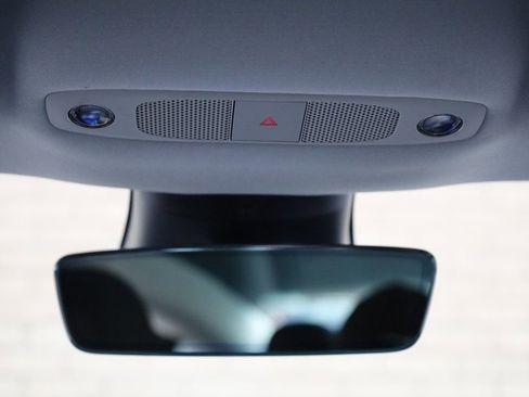 Used 2018 Tesla Model 3 Long Range image 34