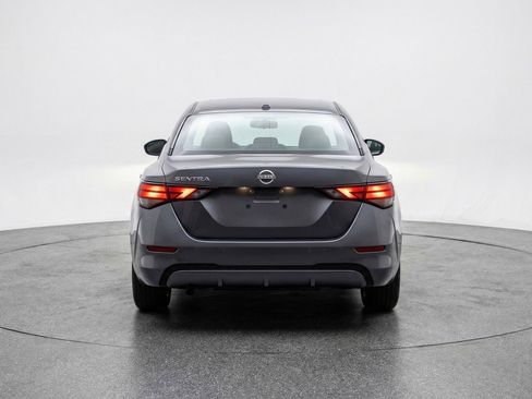 Used 2025 Nissan Sentra SV image 7