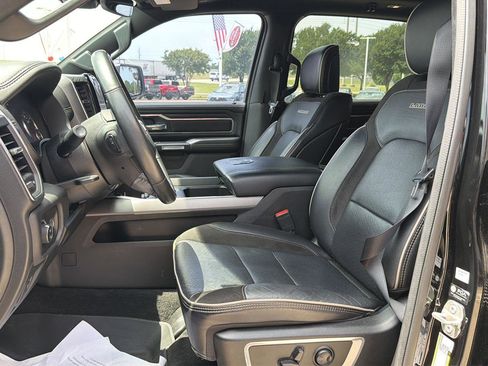 Used 2023 RAM 1500 Laramie RWD image 10