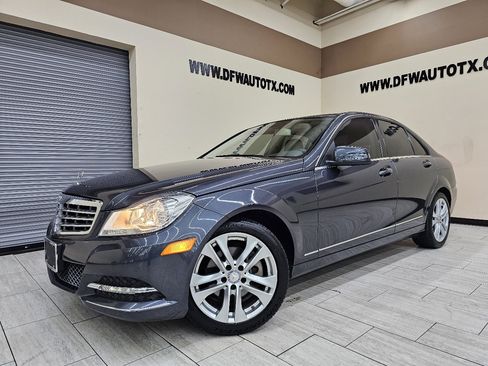 Used 2014 Mercedes-Benz C 250 Sedan w/ Premium 1 Package image 1