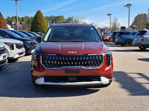 New 2026 Kia Carnival image 2