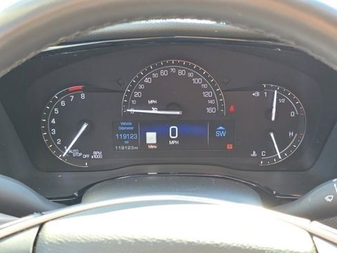 Used 2017 Cadillac XT5 Luxury image 37