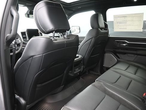 New 2026 RAM 1500 Laramie AWD/4WD image 10