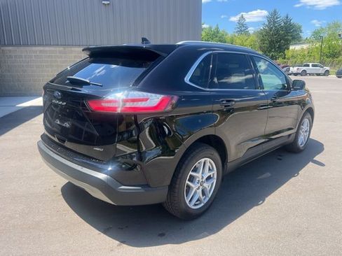 Used 2024 Ford Edge SEL w/ Convenience Package AWD/4WD image 5