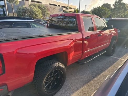 Used 2019 Chevrolet Silverado 1500 Custom w/ Custom Convenience Package image 3