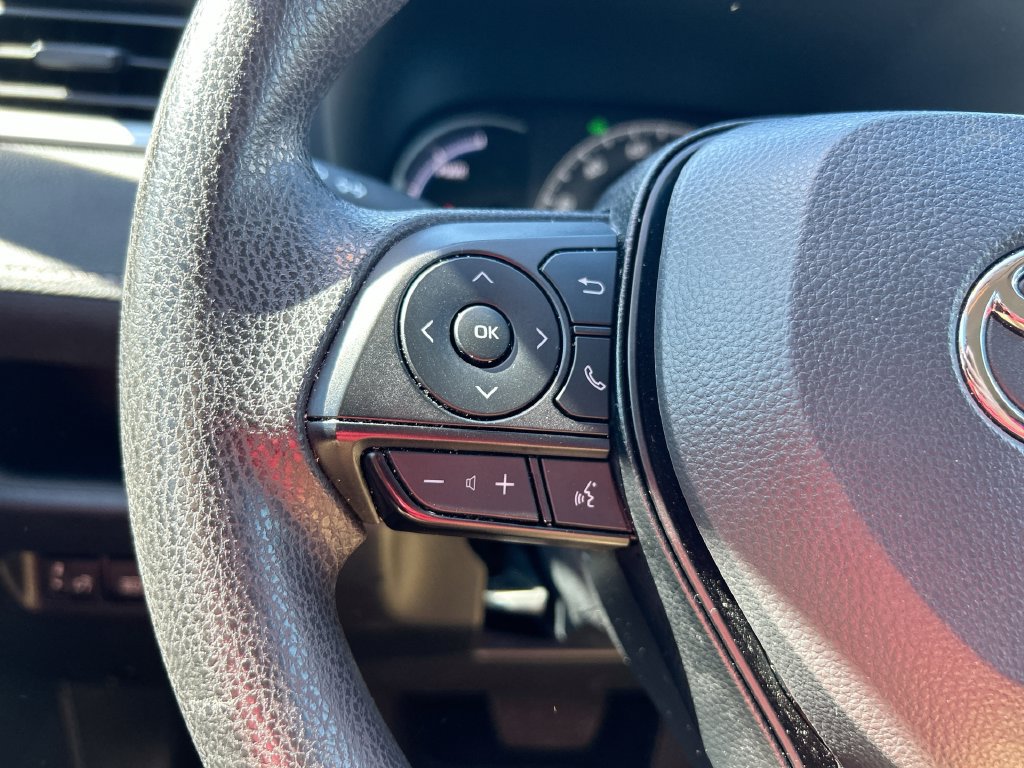 Certified 2025 Toyota RAV4 LE AWD/4WD image 15