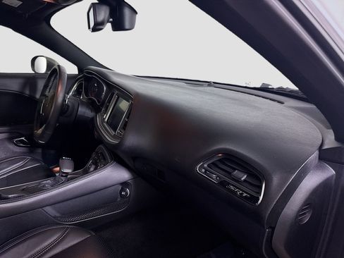 Used 2016 Dodge Challenger SRT Hellcat image 28