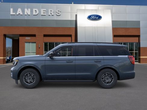 New 2026 Ford Expedition Active AWD/4WD image 3