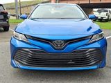 Used 2019 Toyota Camry LE image 2