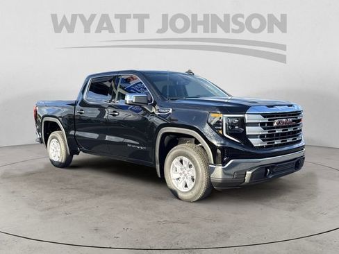 New 2026 GMC Sierra 1500 SLE image 7