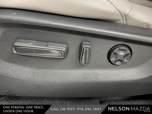 Used 2018 Honda CR-V Touring image 18