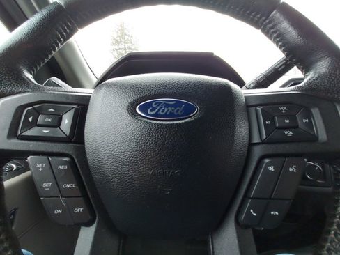 Used 2016 Ford F150 XLT w/ Equipment Group 301A Mid image 15