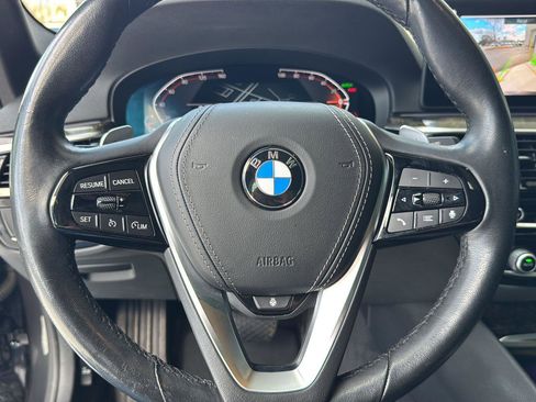 Used 2021 BMW 540i w/ M Sport Package image 18