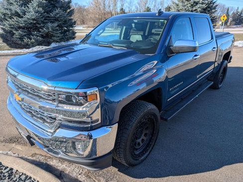 Used 2018 Chevrolet Silverado 1500 LTZ w/ Sport Package image 5