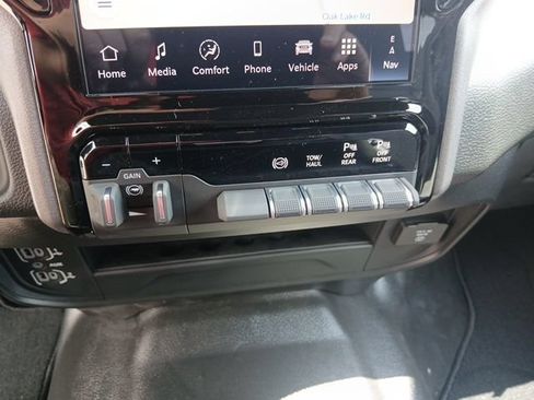 New 2026 RAM 2500 Tradesman AWD/4WD image 39