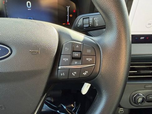 Used 2025 Ford Maverick XL w/ Equipment Group 102A AWD/4WD image 19