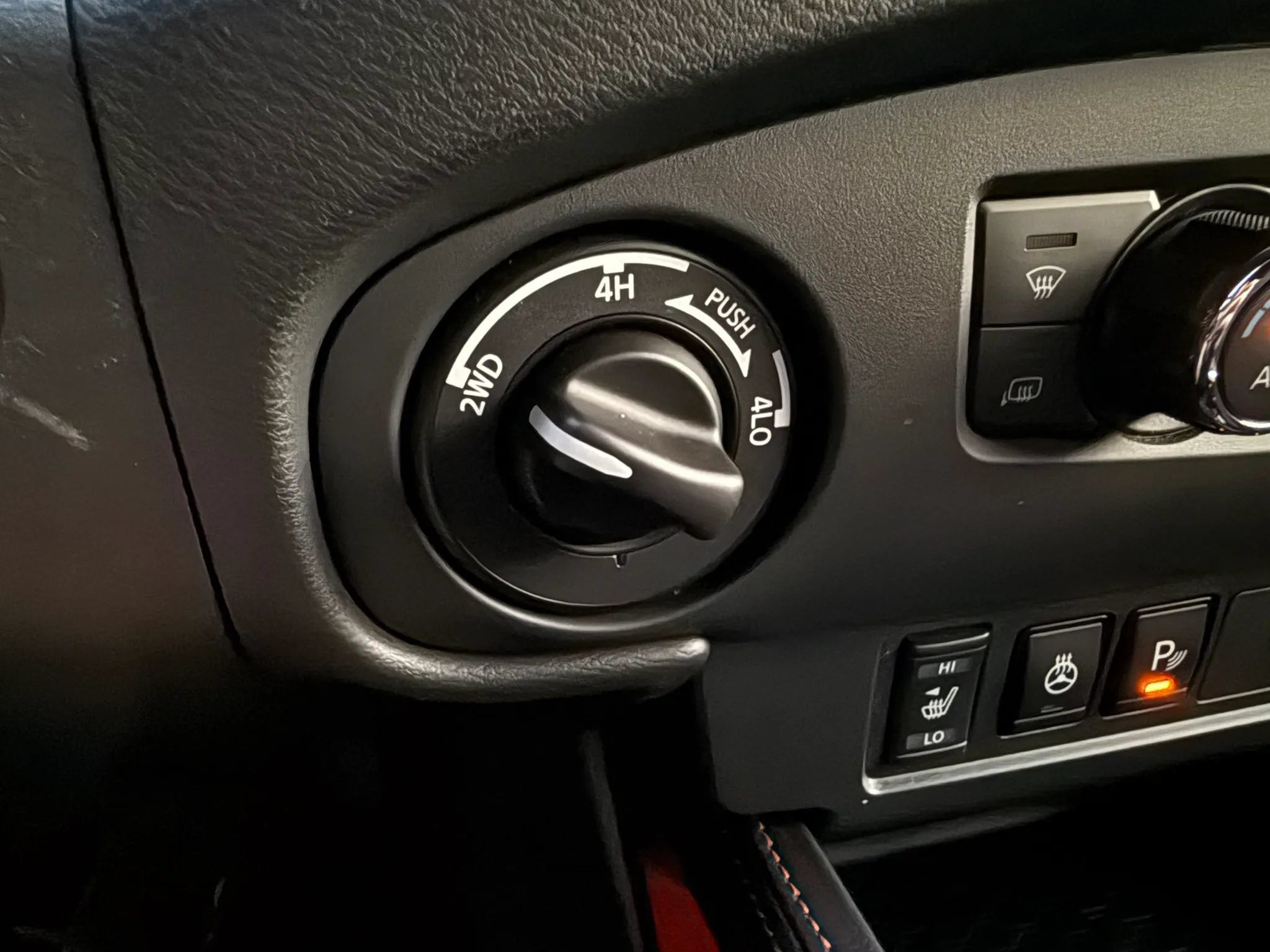 Used 2023 Nissan Frontier PRO-4X w/ Pro Convenience Package AWD/4WD image 19