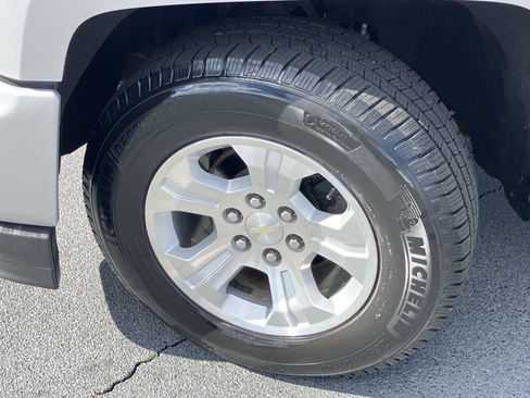 Used 2017 Chevrolet Silverado 1500 LT w/ All Star Edition image 9