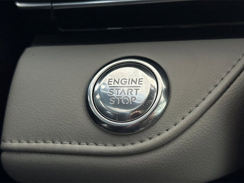 New 2025 Lincoln Nautilus Reserve image 20