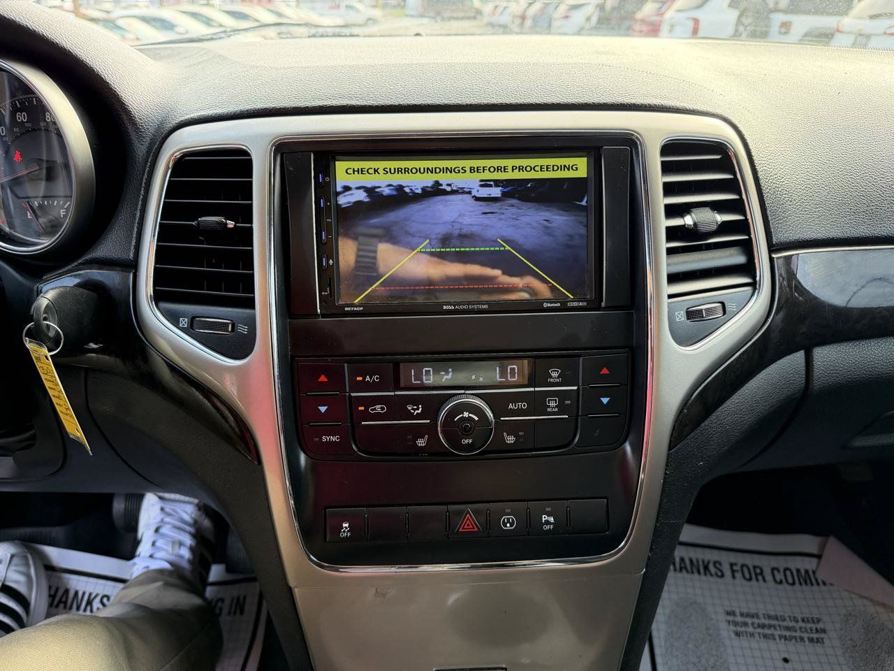 Used 2013 Jeep Grand Cherokee Laredo AWD/4WD image 15