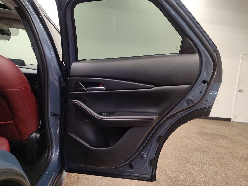 Used 2023 MAZDA CX-30 AWD 2.5 S w/ Preferred Package image 18
