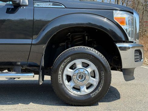 Used 2014 Ford F250 XLT w/ Snow Plow Prep Package AWD/4WD image 11