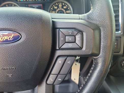 Used 2016 Ford F150 XLT w/ Equipment Group 302A Luxury image 24