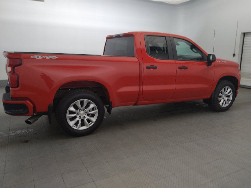 Used 2019 Chevrolet Silverado 1500 Custom w/ Custom Value Package AWD/4WD image 10