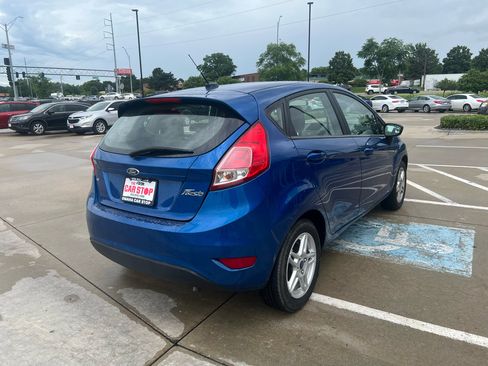 Used 2019 Ford Fiesta SE image 6