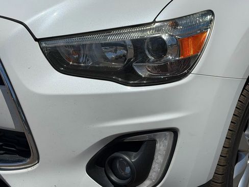 Used 2015 Mitsubishi Outlander Sport SE FWD image 7