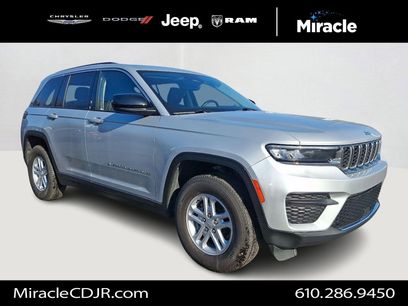 Used 2023 Jeep Grand Cherokee Laredo
