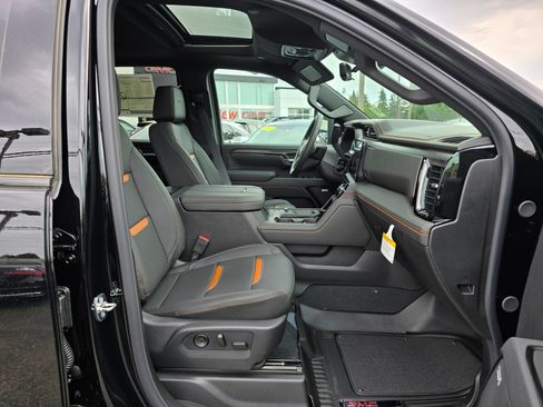 New 2026 GMC Sierra 2500 AT4 w/ AT4 Premium Plus Package AWD/4WD image 11